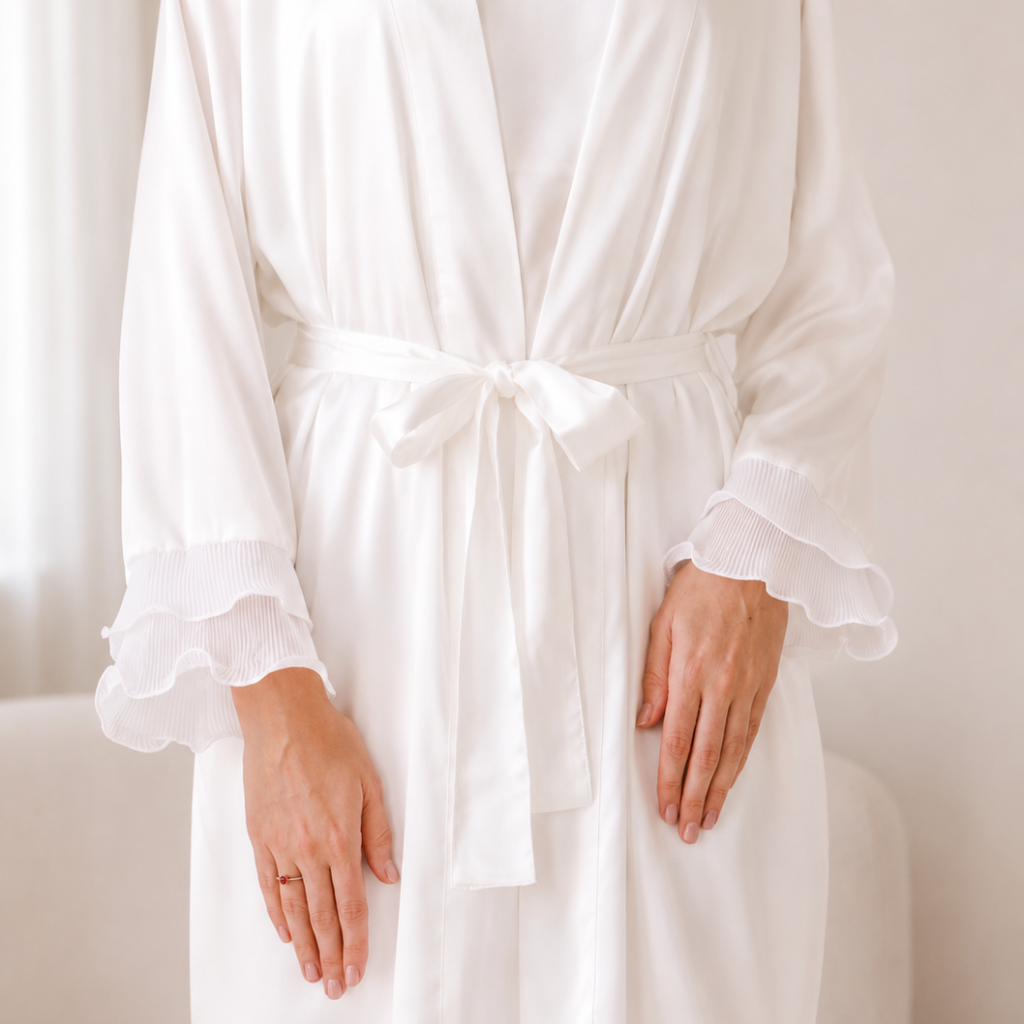 Ruffles Short Robe