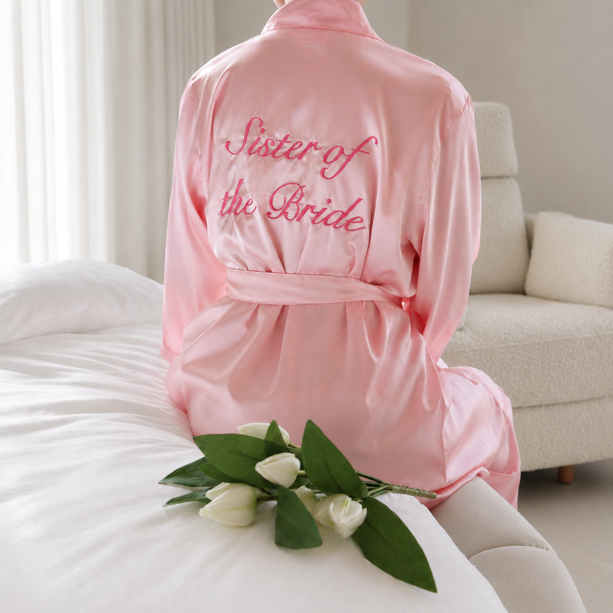 Laces Short Robe