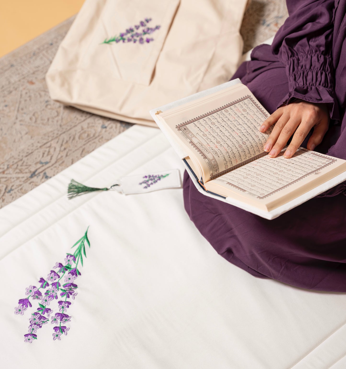 Prayer mat with Embroidery